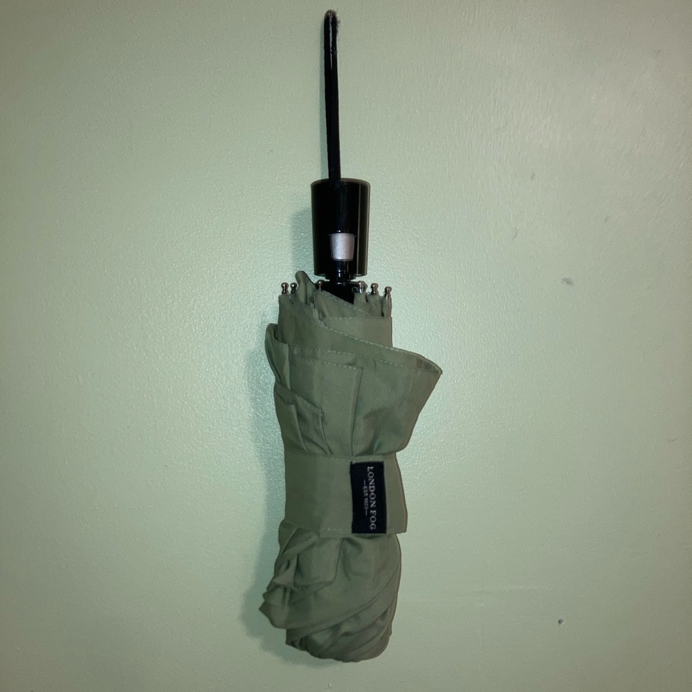 London Fog Green Umbrella